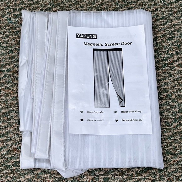 NWT Magnetic Mesh White Self-Sealing Portable Screen Door - Picture 1 of 4